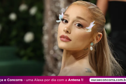 ariana-grande-alfineta-“fas”-em-participacao-no-remix-de-brat