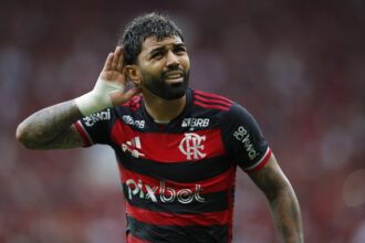 gabigol-posta-foto-com-rafaella-santos,-apaga-post-e-reacende-rumores-de-reencontro