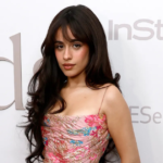 camila-cabello-e-vista-pela-primeira-vez-em-clima-romantico-com-suposto-namorado