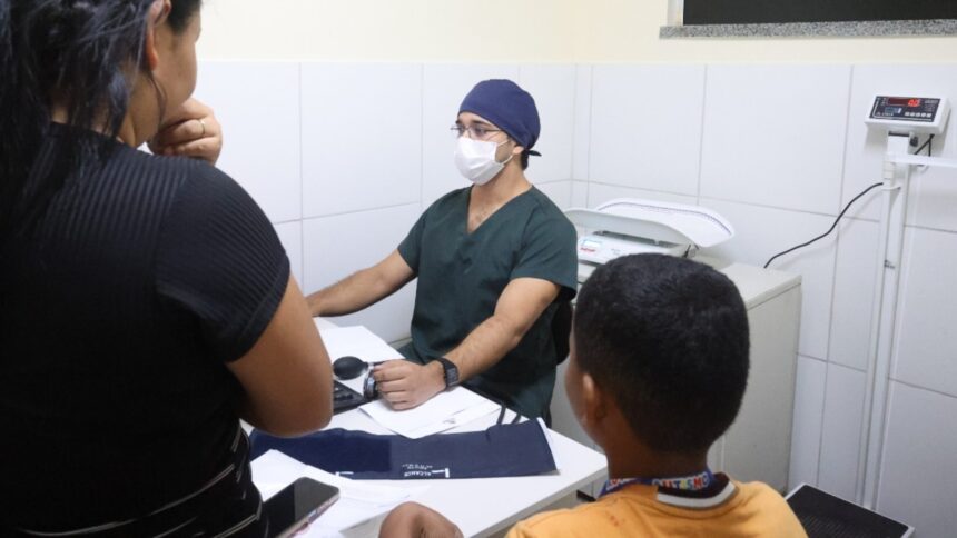 doze-postos-de-saude-de-fortaleza-abrem-neste-fim-de-semana-com-foco-no-atendimento-infantil