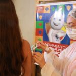 fortaleza-realiza-novo-mutirao-de-vacinacao-em-shoppings;-confira-datas,-horarios-e-locais
