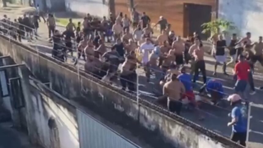 video:-torcedores-de-ceara-e-fortaleza-entram-em-confronto-antes-de-classico
