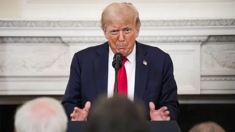 ministro-paulo-teixeira-reforca-que-taxacao-de-trump-tem-motivacao-politica