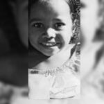 menina-de-2-anos-morre-atropelada-por-vizinha-que-tirava-carro-da-garagem