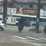 video:-policial-penal-atira-em-carro-durante-briga-no-transito-e-e-preso-em-fortaleza