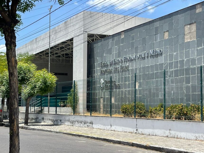 mortos-em-ataque-a-tiros-em-escola-sao-velados-em-sobral
