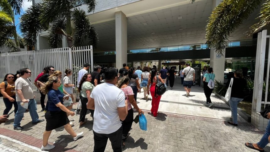 cnu-2025:-cerca-de-27-mil-candidatos-fazem-provas-em-oito-cidades-do-ceara-neste-domingo-(5)