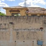 criminosos-invadem-casa-paroquial,-rendem-padre,-amarram-irmao-e-roubam-pertences