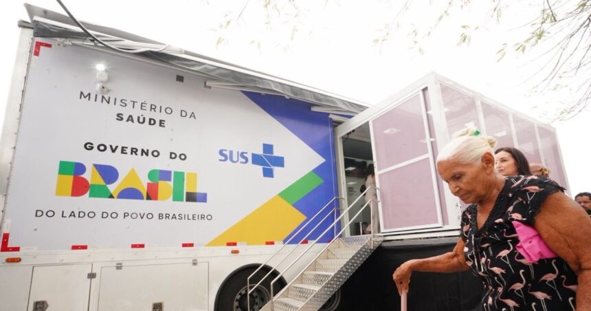 em-juazeiro-do-norte,-carreta-da-saude-leva-exames-e-diagnostico-para-mulheres