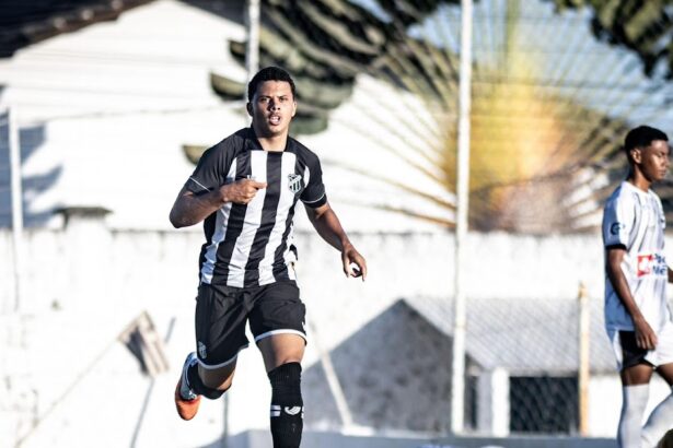 sub-15:-ceara-vira-contra-o-tirol-e-larga-em-vantagem-na-semifinal-do-cearense